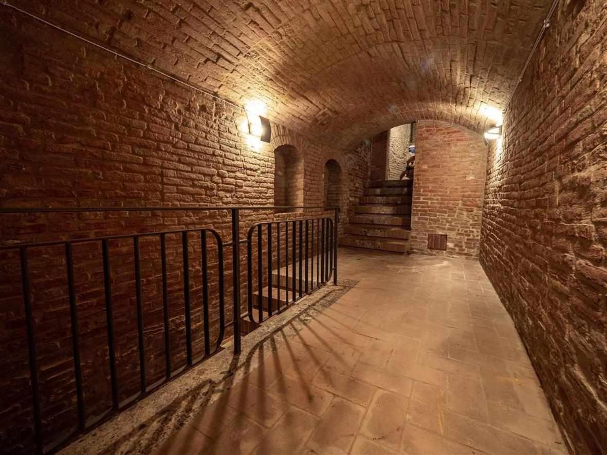 Advocata Nostra Incontro Di Storia E Centralita Сиена Экстерьер фото